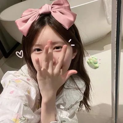 娇憨女郎